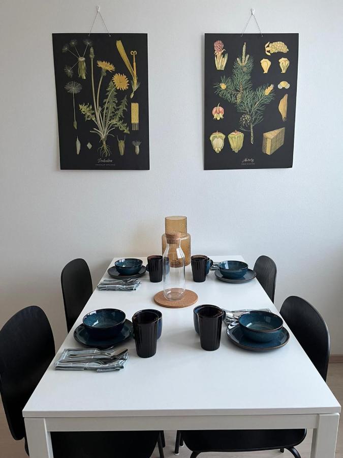 Apartamento Ylimmaen Kerroksen Tilava Kolmio Jokinaekymaellae Rovaniemi Exterior foto
